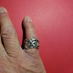 Vintage  MA 925 Sterling Silver Ribbon Ban Ring